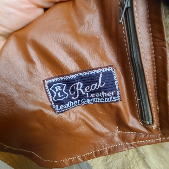 Men's Distressed Brown Shearling Jacket/Resident Evil 4 NWT - Picture 4 of 8